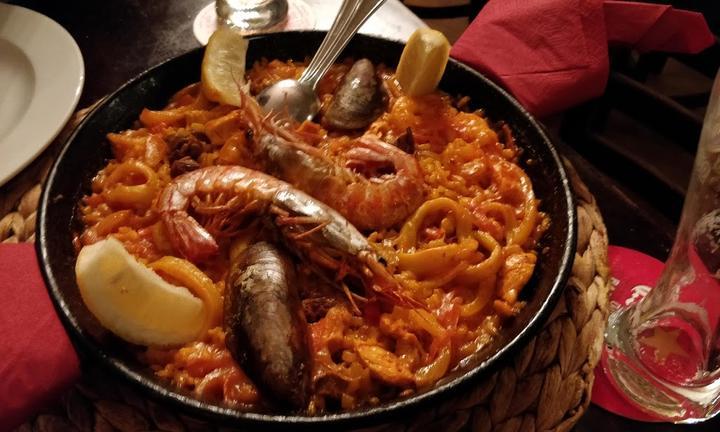 Tapas y Mas Tres