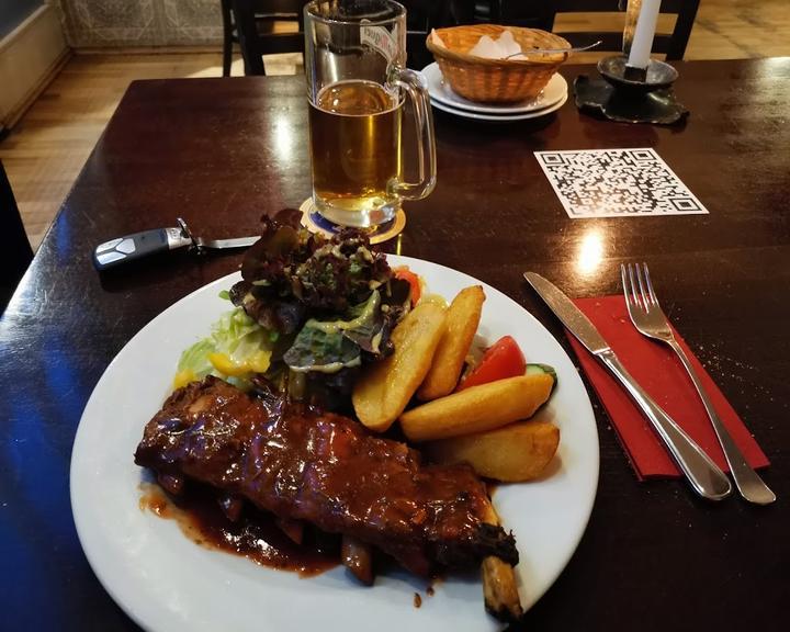Tapas y Mas Tres