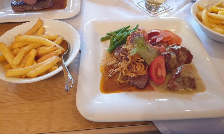 Hotel-Gasthof Sonneck