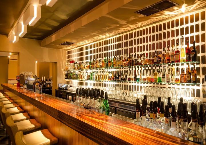 LUJAH Restaurant - Bar - Lounge