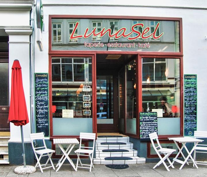 LunaSel