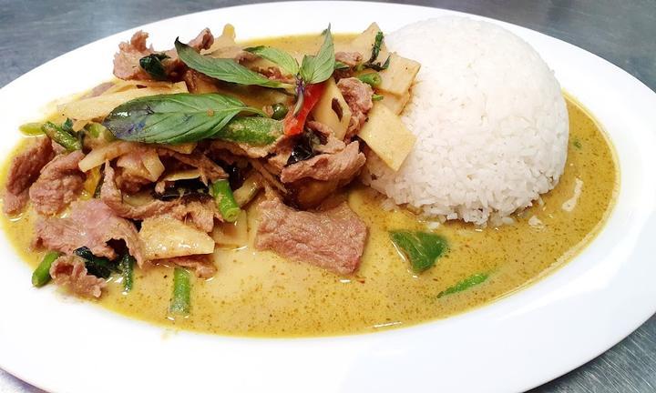 Rak Thai