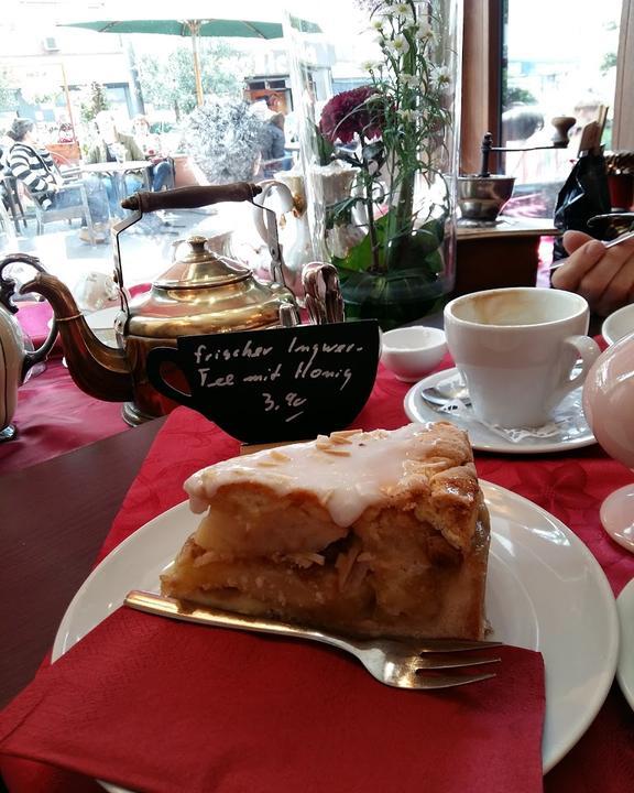 Cafe Rafaelos