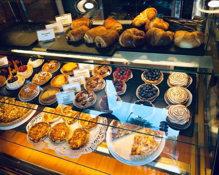 Aux Plaisirs Patisserie Boulangerie