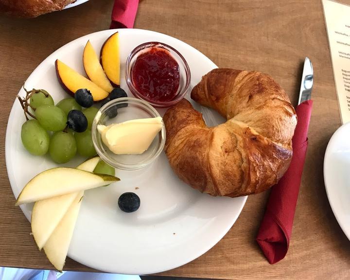 Aux Plaisirs Patisserie Boulangerie