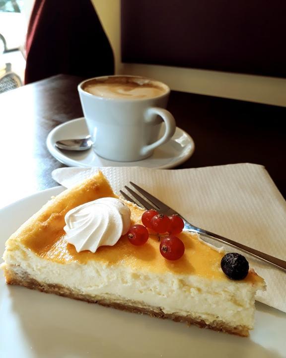 Aux Plaisirs Patisserie Boulangerie