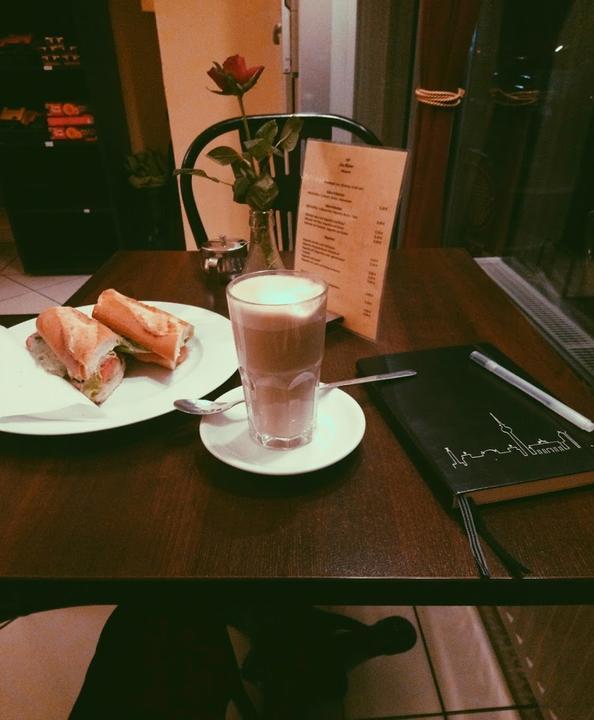Aux Plaisirs Patisserie Boulangerie
