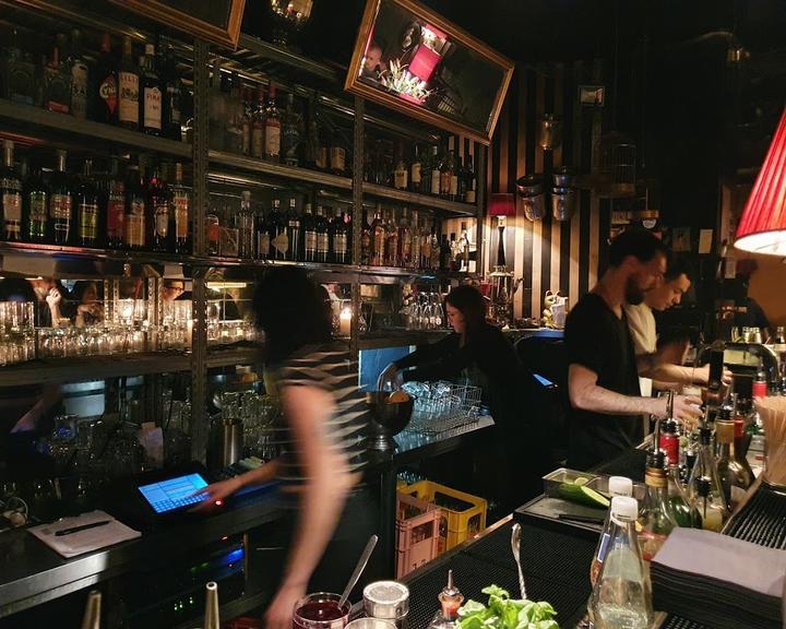 Neue Odessa Bar