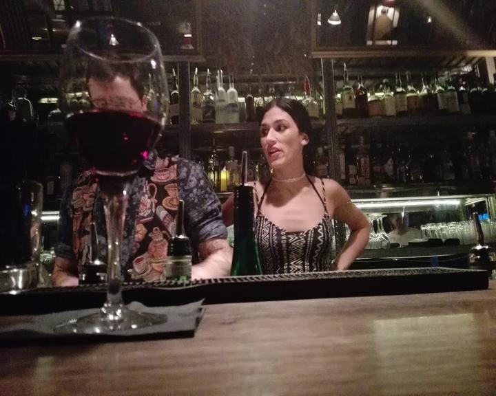 Neue Odessa Bar