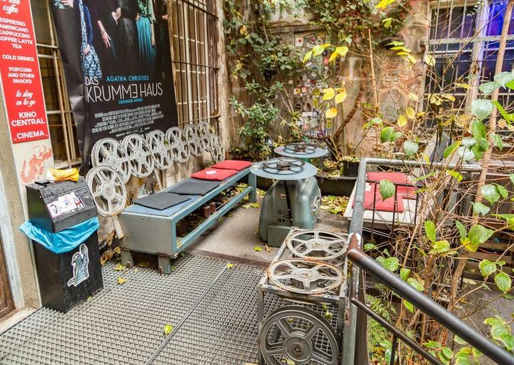 Cafe Cinema