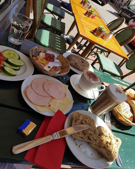 Cafe Bohne