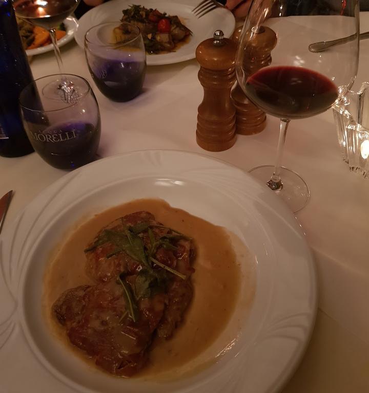 Sassella Ristorante Vinoteca