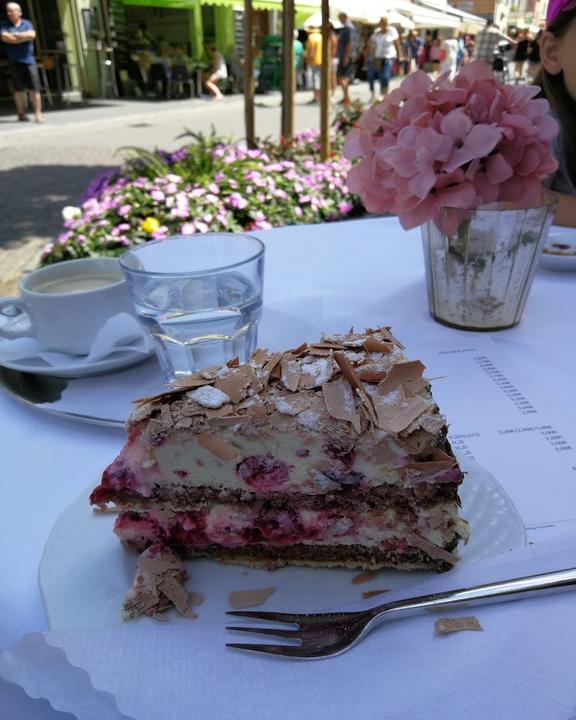 Cafe Gross