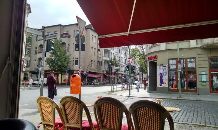 Cafe Le Paris