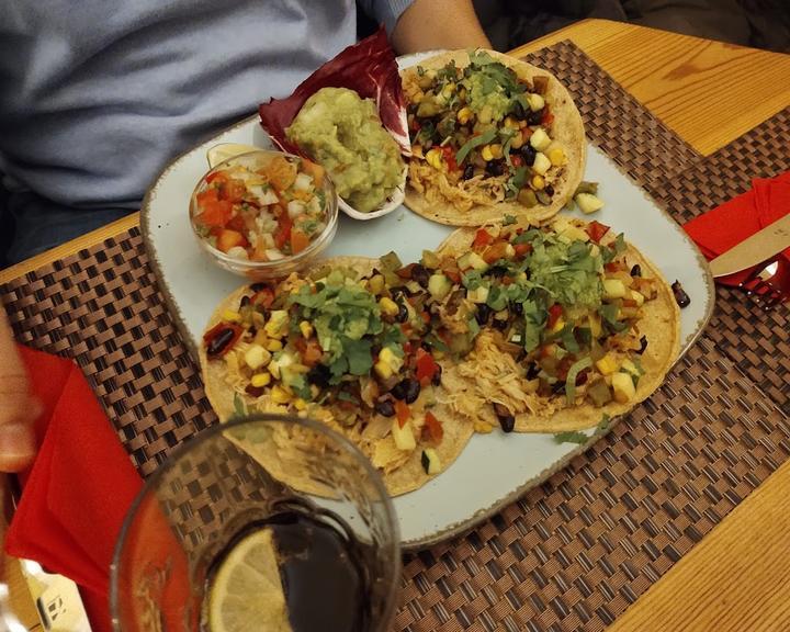 Dos Amigos