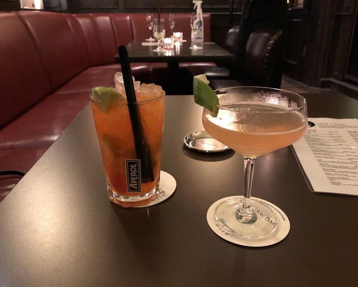 Karl May Bar