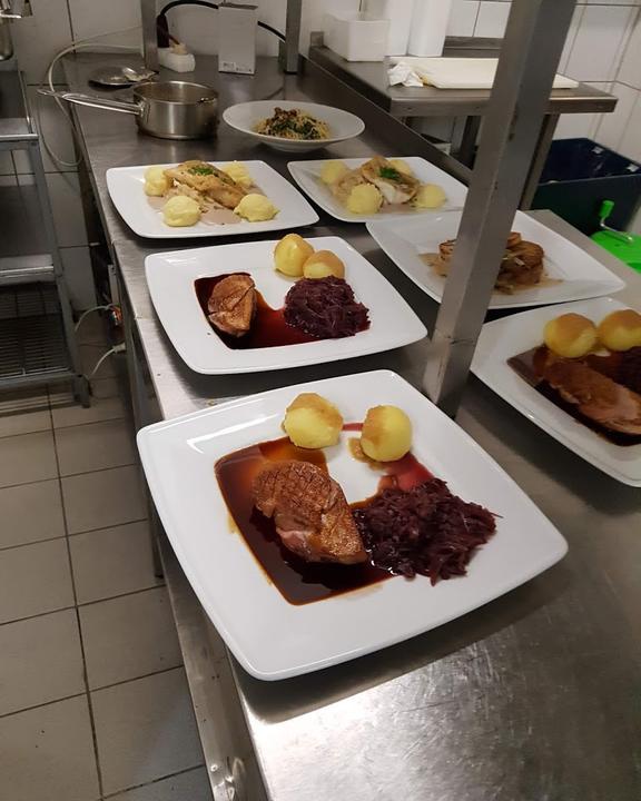 Weinhaus & Restaurant Hahnenhof