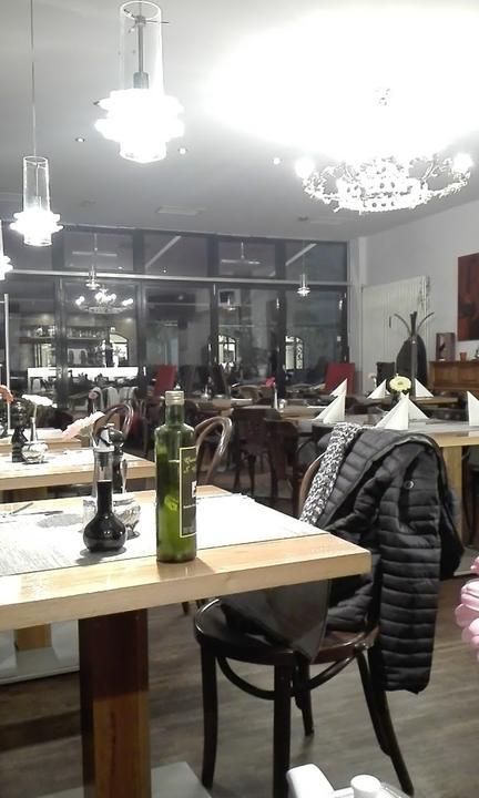 Saha | Cafe Restaurant