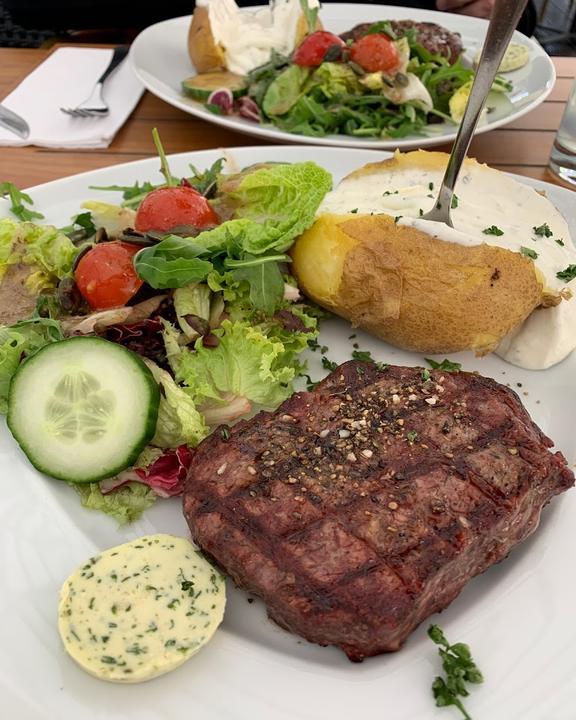 Cafe Ponton
