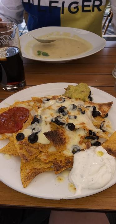 Cafe Ponton