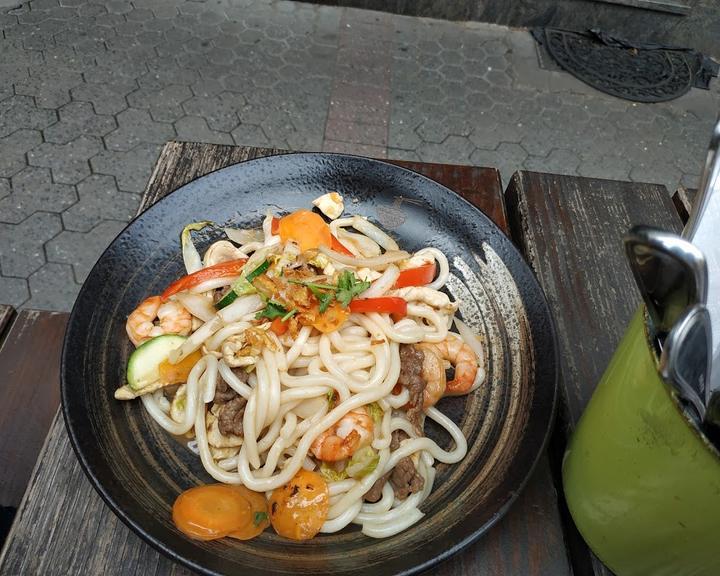 Antru Noodle Bar & More - Vietnam Restaurant