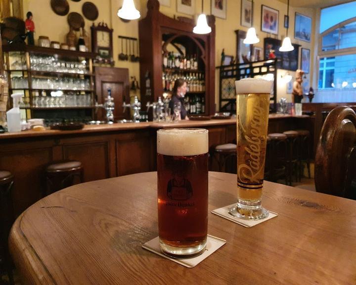Gasthaus an der Alster