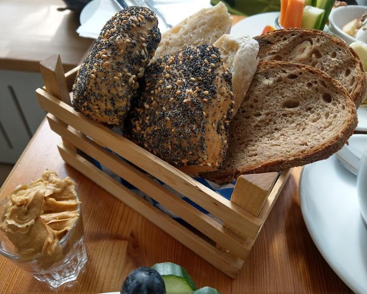 Cafe Glueck und Selig