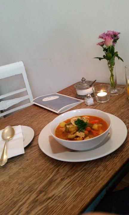 Cafe Glueck und Selig