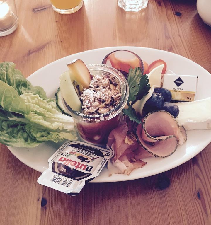 Cafe Glueck und Selig