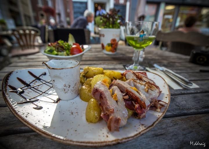Dinett Restaurant & Weinbar
