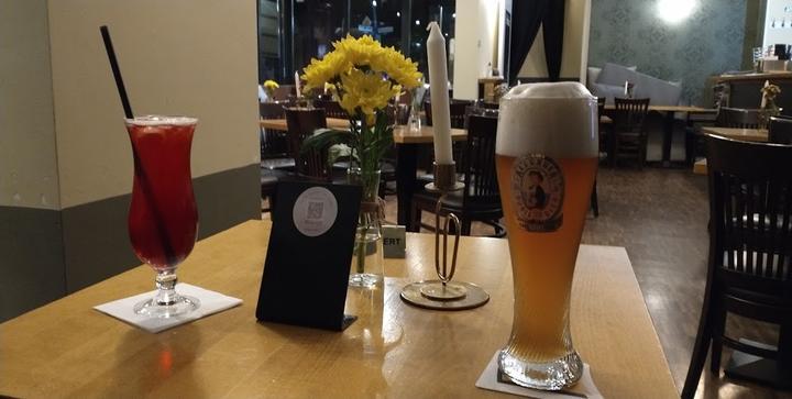 Restaurant/Bar Meilenstein