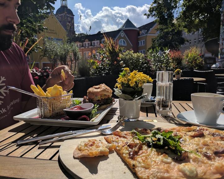 Restaurant/Bar Meilenstein