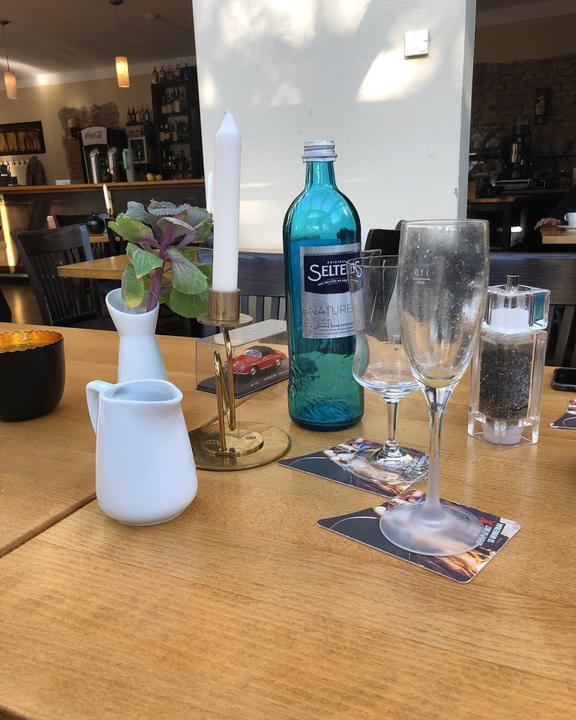 Restaurant/Bar Meilenstein
