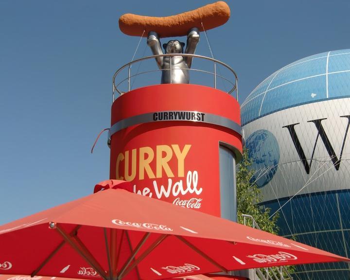 Curry at the Wall