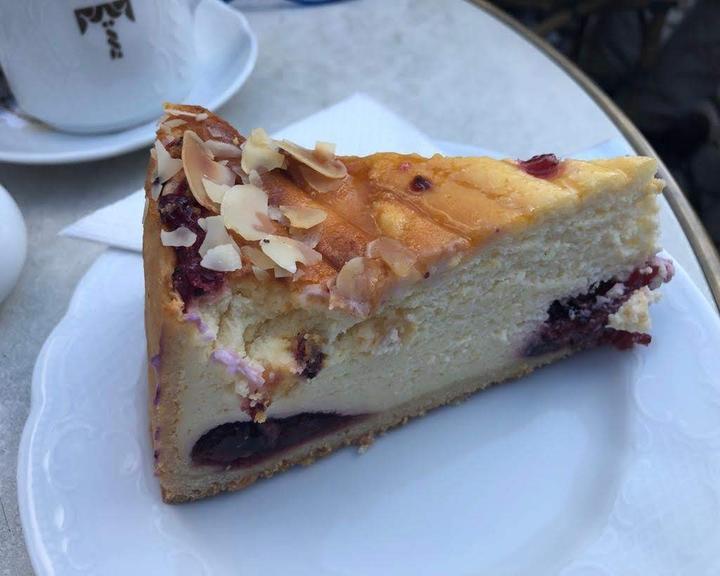 Cafe Tolke