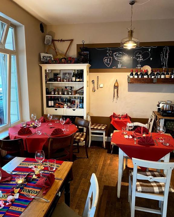 Karls Cafe & Weine