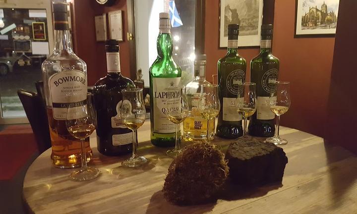 Loch Ness Scottish Pub & Whisky Bar