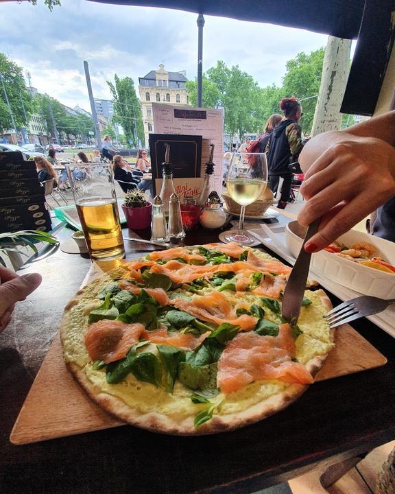 Cafe Kult