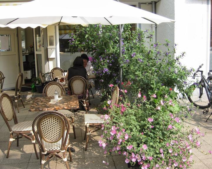Cafe Mendelssohn
