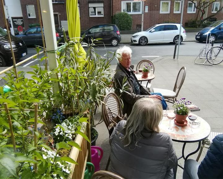 Cafe Mendelssohn