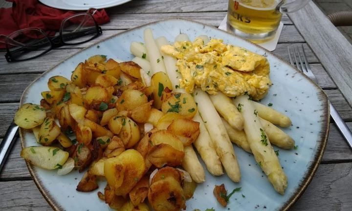 Roter Hahn Restaurant und Bar