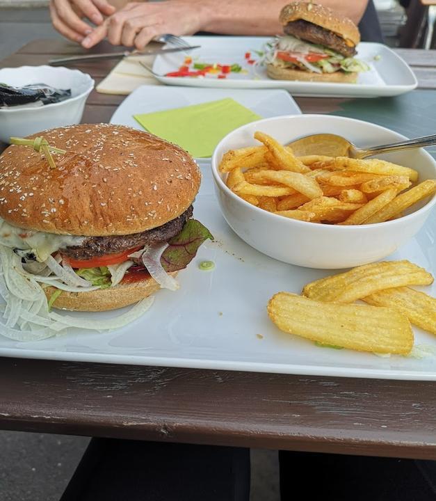 Gasthaus Zum Auerhahn