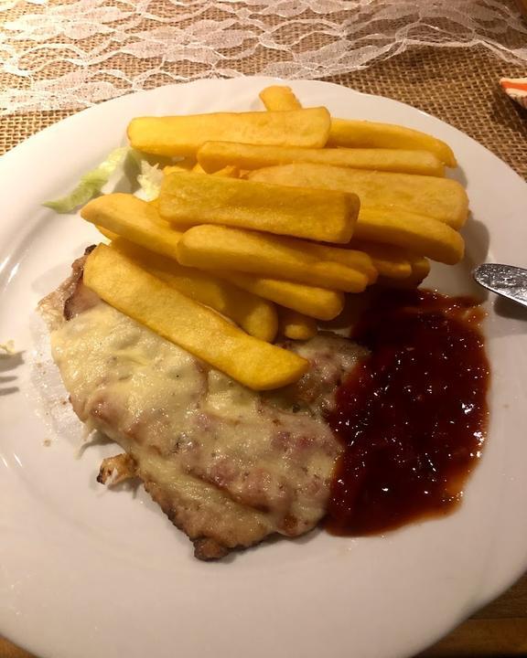 Gasthaus Zum Auerhahn