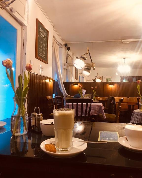 Cafe Dritter Raum