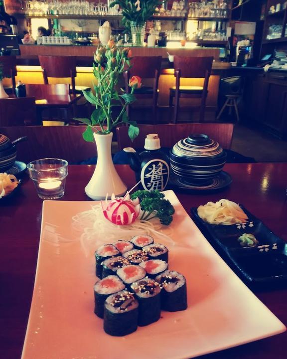 Sake Sushi Bar