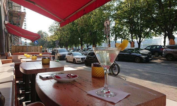 Ciu' Die Bar