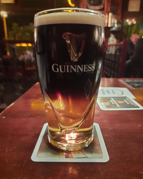Finnegan's Irish Pub