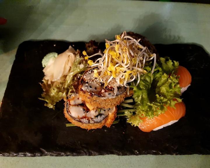 A-petit Restaurant