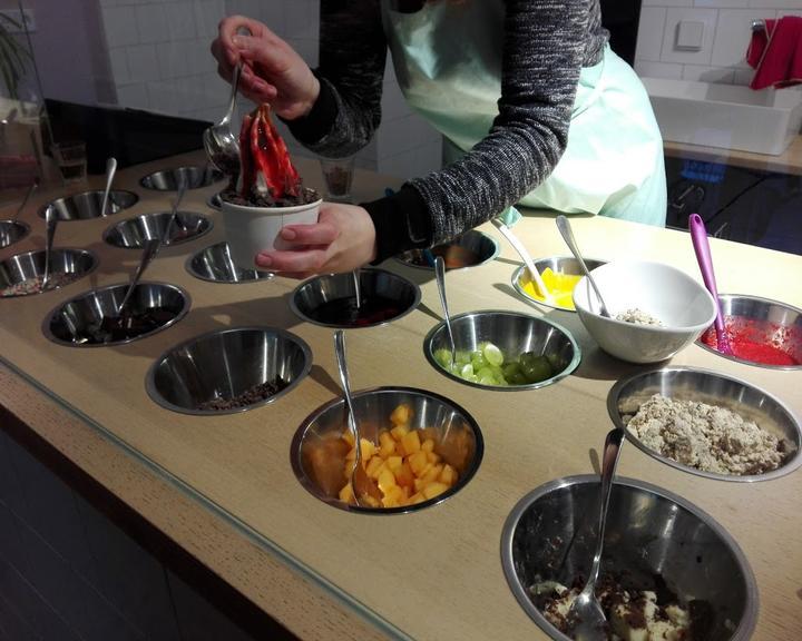 Yogu Ono Frozen Yogurt & Icecream