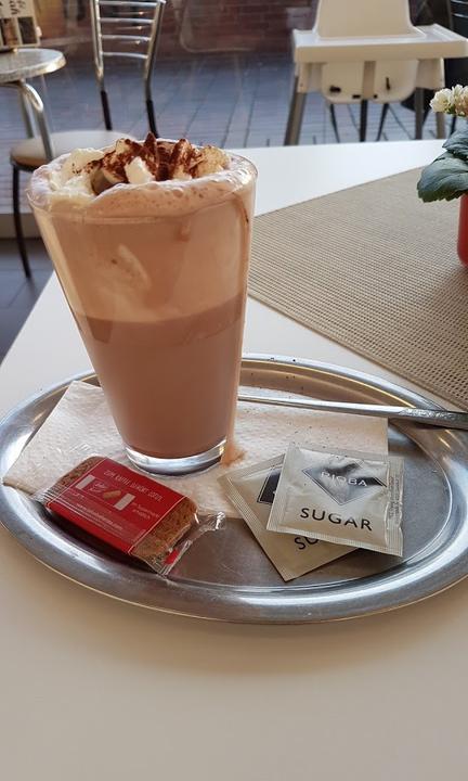 Cafe Minah